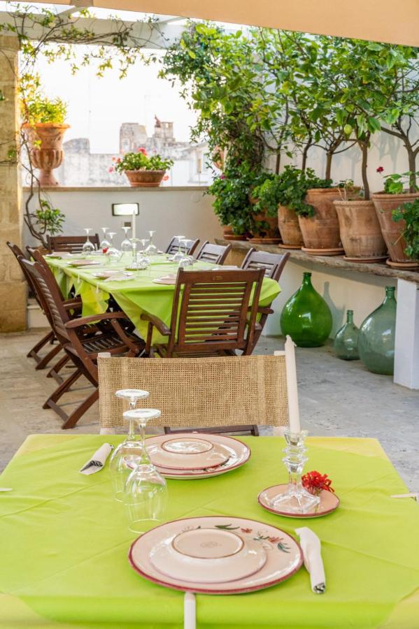 Bed and Breakfast Anticadimora Dei Pepe Salve Exterior foto